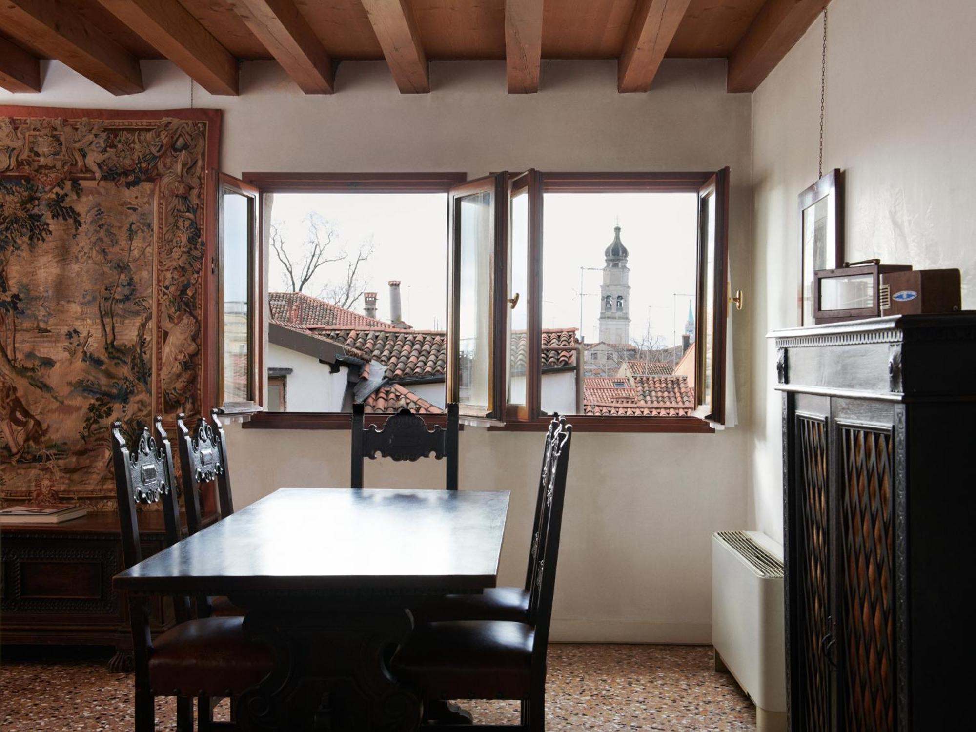 Aparthotel Palazzo Contarini Della Porta Di Ferro Venedig Exterior foto