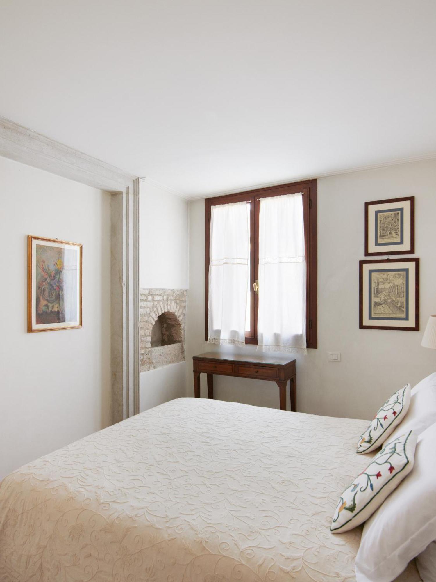 Aparthotel Palazzo Contarini Della Porta Di Ferro Venedig Exterior foto